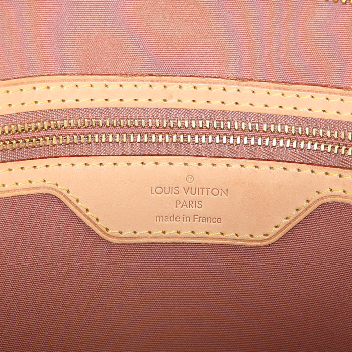 Borsa Louis Vuitton Brea in pelle verniciata monogram rosa e pelle naturale - Detail D4
