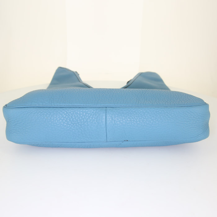 Borsa a spalla Hermes Massai in pelle togo blu - Detail D5