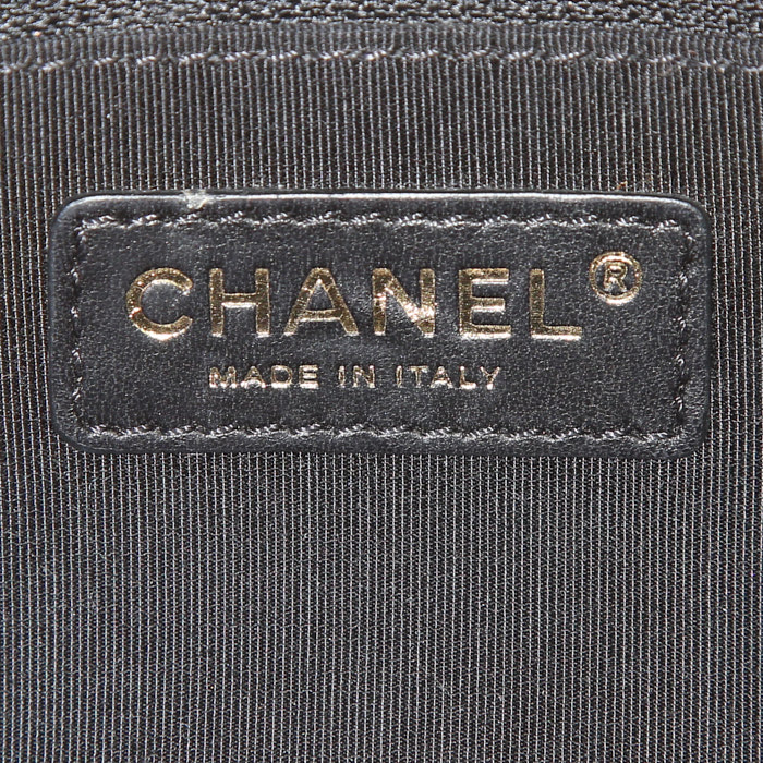 Borsa Chanel Timeless in pelle trapuntata bianca e nera - Detail D4