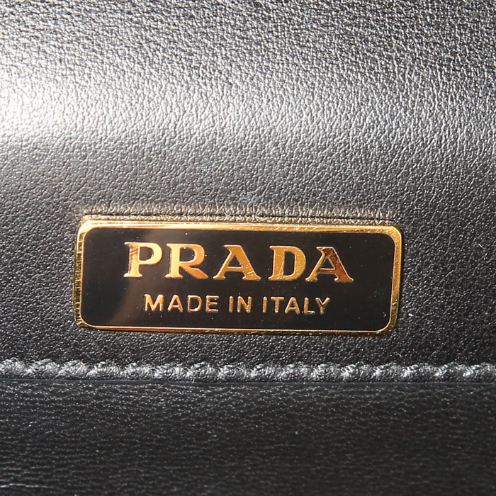Prada Pionnière shoulder bag in dark blue velvet - Detail D3