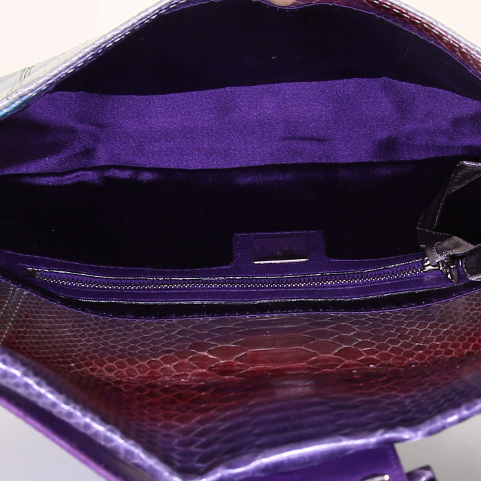 Fendi Baguette handbag in blue, purple and silver leather - Detail D2