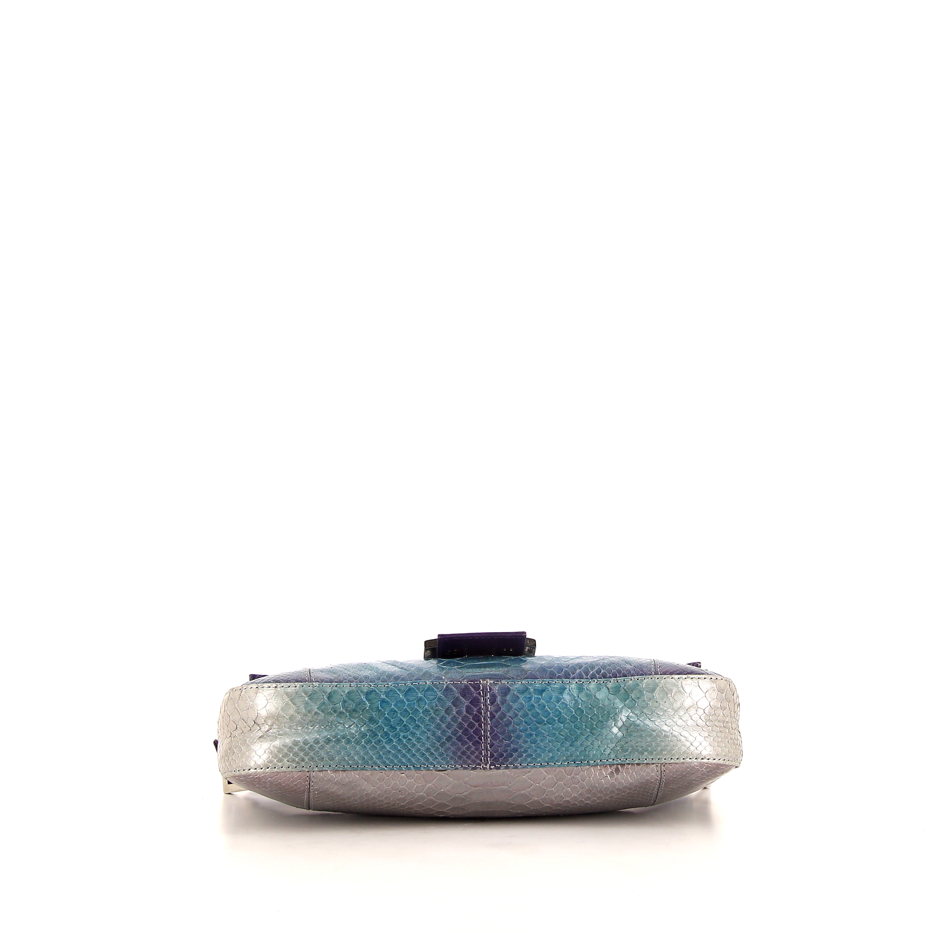 Fendi Baguette handbag in blue, purple and silver leather - Detail D4