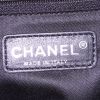 Borsa da spalla o a mano Chanel Timeless jumbo in tweed nero e bianco con motivo e paillettes nere - Detail D3 thumbnail