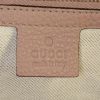 Gucci Bree bag worn on the shoulder or carried in the hand in rosy beige grained leather - Detail D4 thumbnail