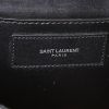 Bolso bandolera Saint Laurent Betty en piel de pitón negra y cuero negro - Detail D4 thumbnail