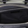 Bolso para llevar al hombro o en la mano Givenchy Antigona modelo mediano en cuero esmaltado negro - Detail D3 thumbnail