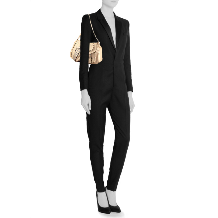 Dior Gaucho bag worn on the shoulder or carried in the hand in cream color leather - Detail D1