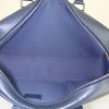 Louis Vuitton handbag in blue epi leather - Detail D2 thumbnail