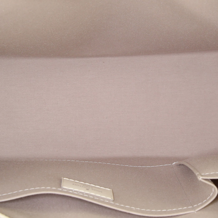 Borsa Louis Vuitton Madeleine modello grande in pelle Epi bianco sporco - Detail D2