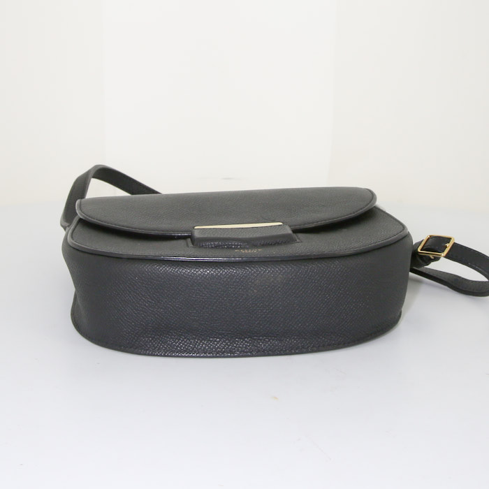 Borsa a tracolla Celine Trotteur in pelle martellata nera - Detail D4