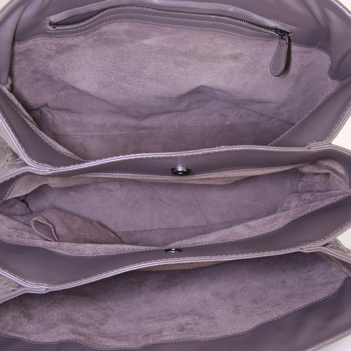 Sac à main Bottega Veneta Roma moyen modèle en cuir intrecciato taupe - Detail D2