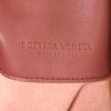 Bolso de mano Bottega Veneta Sloane en cuero intrecciato color burdeos - Detail D3 thumbnail