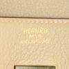 Bolso de mano Hermes Birkin 35 cm en cuero togo beige - Detail D3 thumbnail