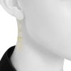 Flexible Tiffany & Co pendants earrings in yellow gold - Detail D1 thumbnail