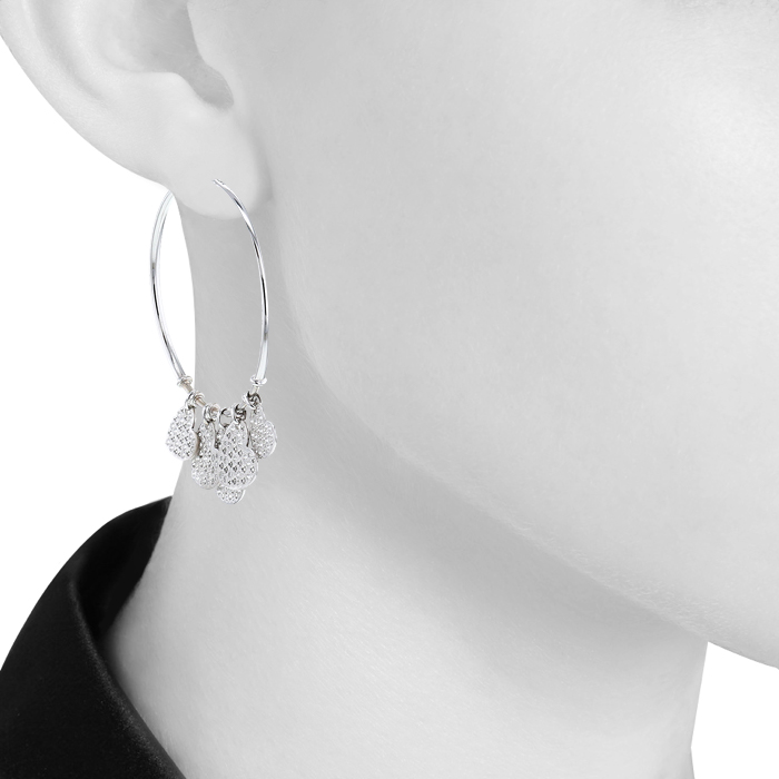 Dior Coeurs Légers hoop earrings in white gold and diamonds