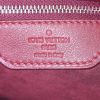 Bolso de mano Louis Vuitton Ixia en cuero Monogram color burdeos - Detail D4 thumbnail