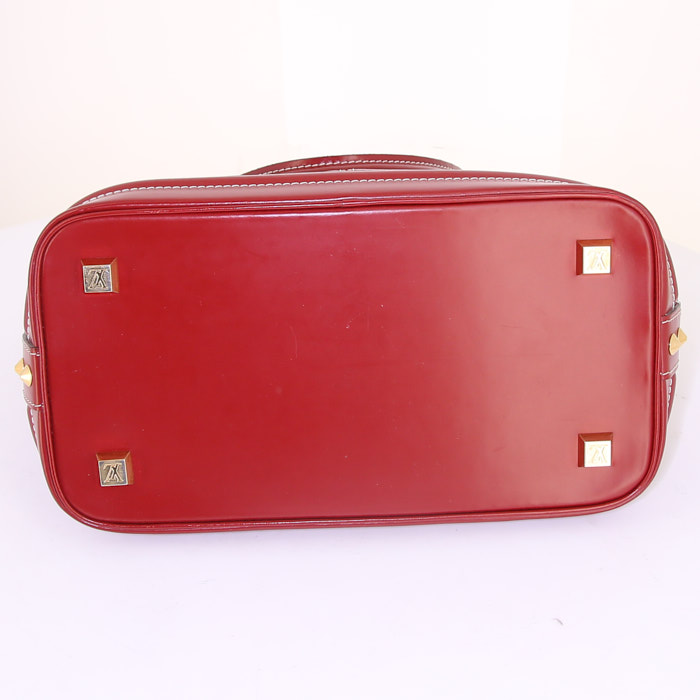 Borsa Louis Vuitton Lockit  in pelle martellata rossa - Detail D4