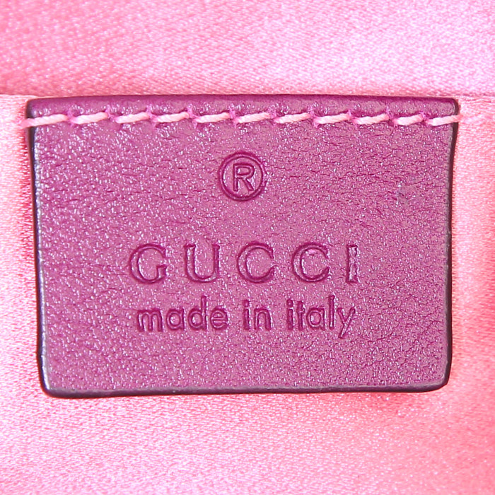 Gucci GG Marmont clutch-belt in purple quilted velvet - Detail D4