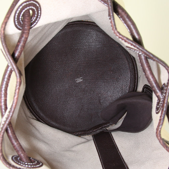 Hermès Matelot backpack in beige canvas and brown leather - Detail D2