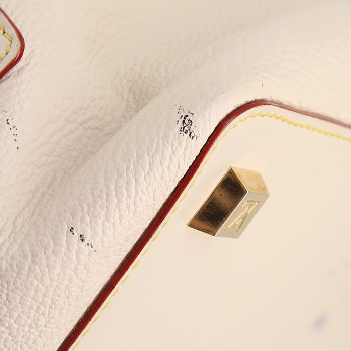 Bolso de mano Louis Vuitton L'Ingénieux en cuero suhali blanco - Detail D5