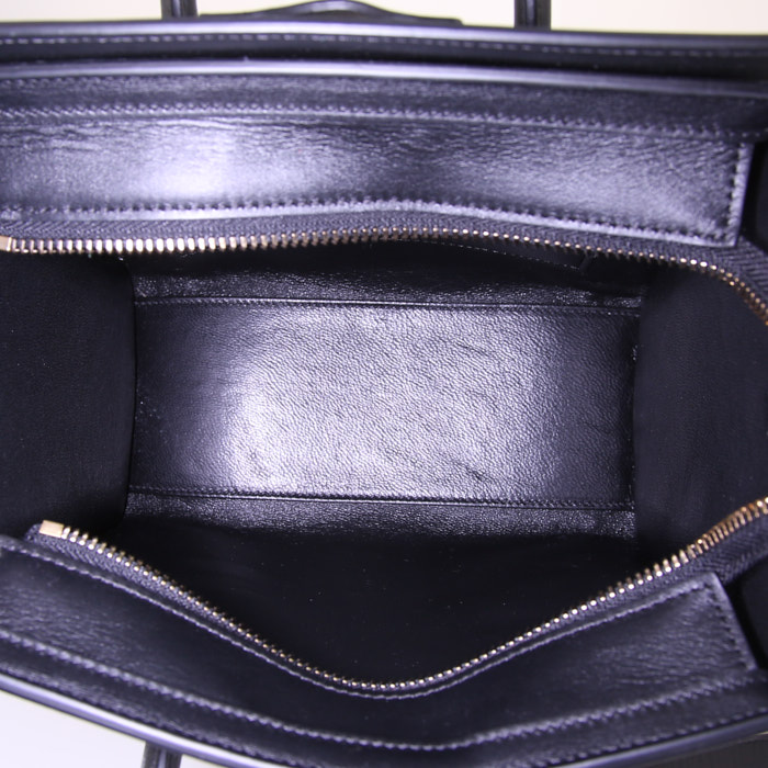 Sac bandoulière Celine Luggage Nano en cuir tricolore beige et noir et daim bleu - Detail D3