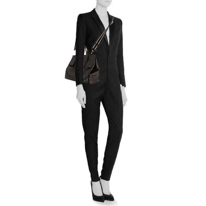 Versace Palazzo Empire large model handbag in black leather - Detail D2