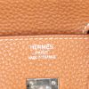 Hermes Birkin 25 cm handbag in gold togo leather - Detail D4 thumbnail