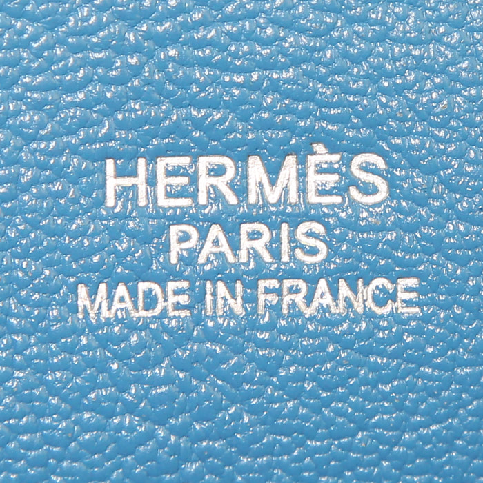 Hermes Jypsiere shoulder bag in blue Mykonos togo leather - Detail D4