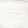 Sac à main Chanel Timeless en cuir matelassé tricolore bleu gris et marron - Detail D3 thumbnail
