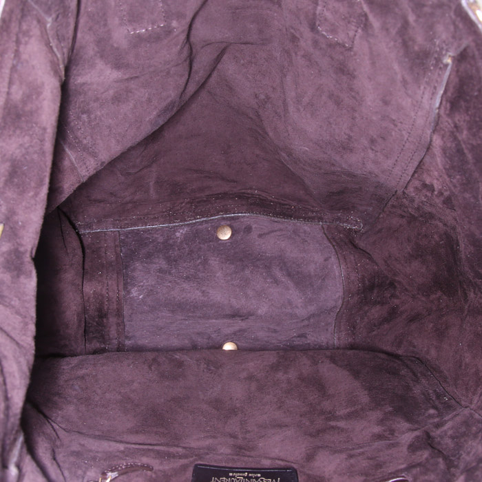 Bolso para llevar al hombro o en la mano Saint Laurent Downtown modelo grande en avestruz caqui - Detail D2