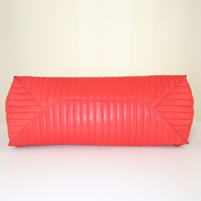 Sac cabas Balenciaga Papier A4 en cuir matelassé rouge - Detail D4