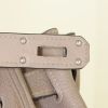 Hermes Kelly Shoulder handbag in grey togo leather - Detail D4 thumbnail