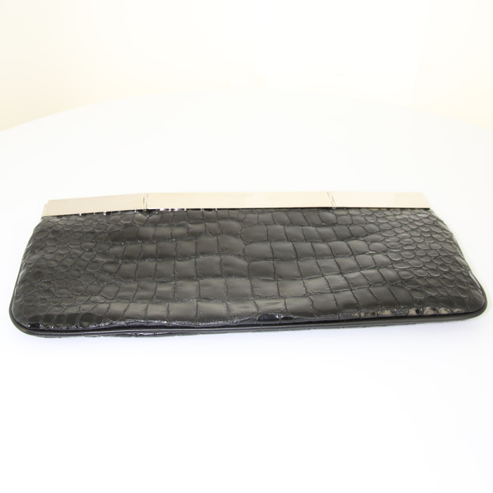 Saint Laurent pouch in black leather - Detail D4