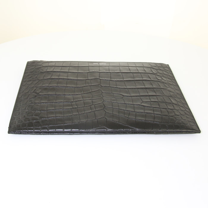 Bolsito de mano Saint Laurent en cuero negro - Detail D4