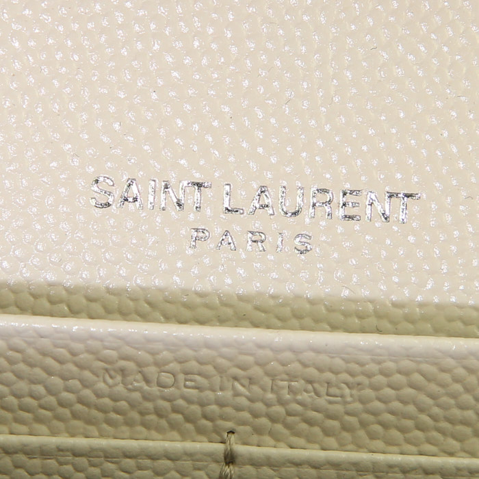 Sac bandoulière Saint Laurent Wallet on Chain en cuir grainé matelassé blanc - Detail D3