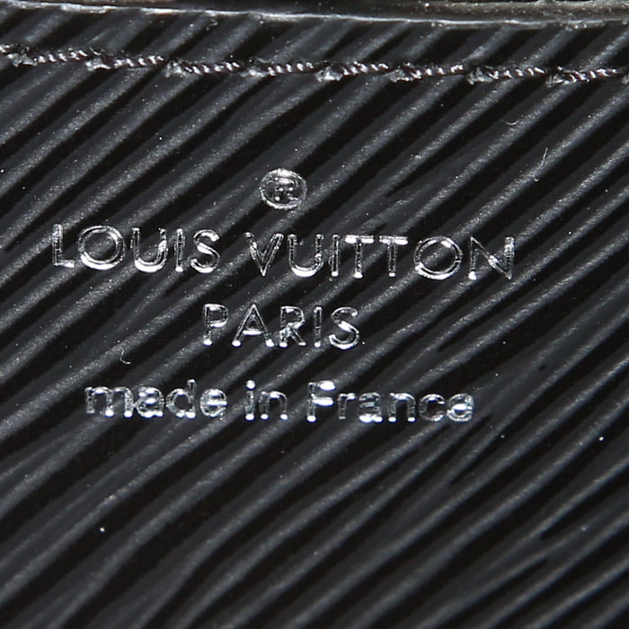 Louis Vuitton Twist shoulder bag in black epi leather - Detail D4