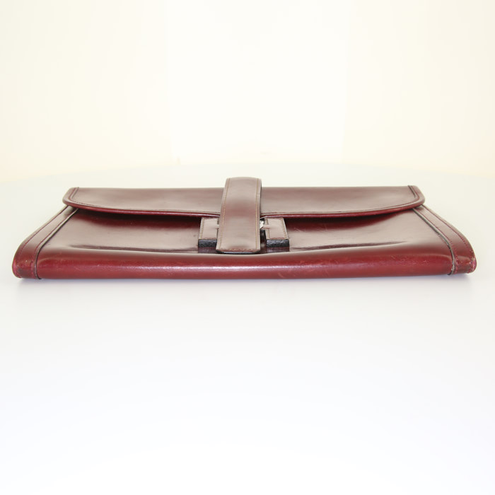 Hermes Jige pouch in burgundy box leather - Detail D4
