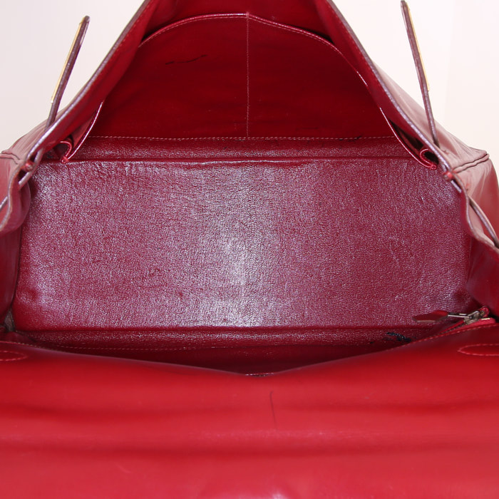 Hermes Kelly 35 cm bag worn on the shoulder or carried in the hand in red box leather - Detail D6