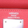 Borsa Hermes Kelly 28 cm in pelle Epsom rosa Jaipur - Detail D4 thumbnail