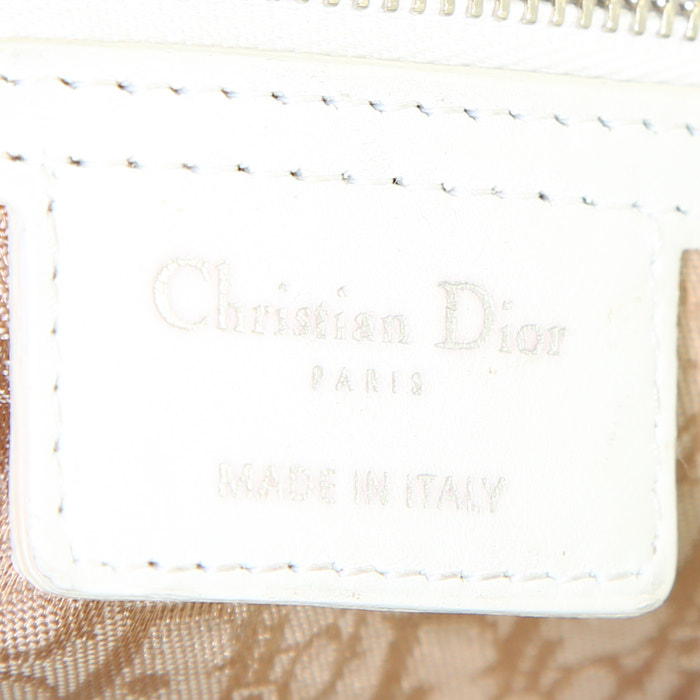 Dior Lady Dior large model handbag in white leather cannage - Detail D4