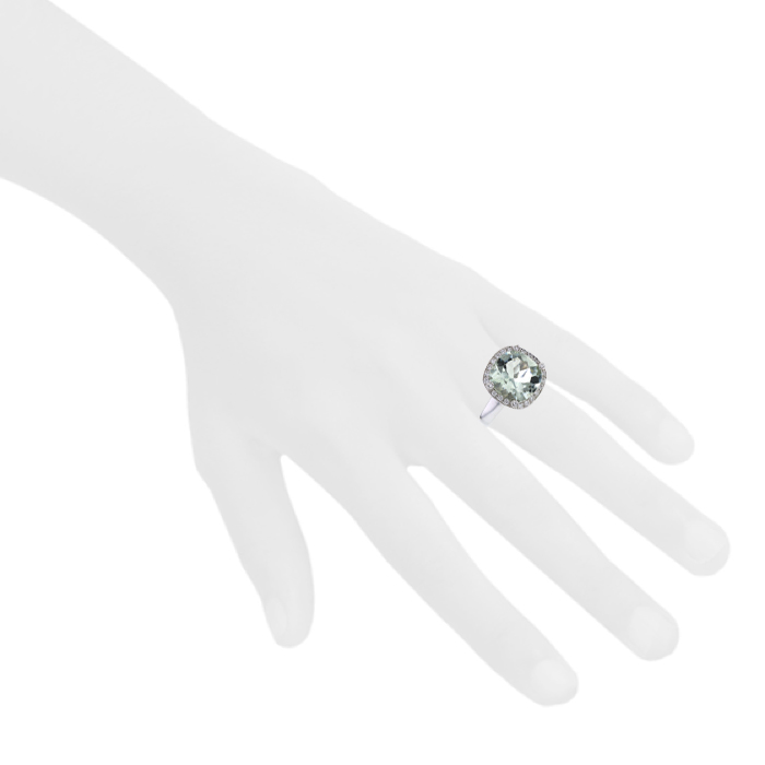 Bague Poiray Fille Cabochon en or blanc,  quartz vert et diamants - Detail D1