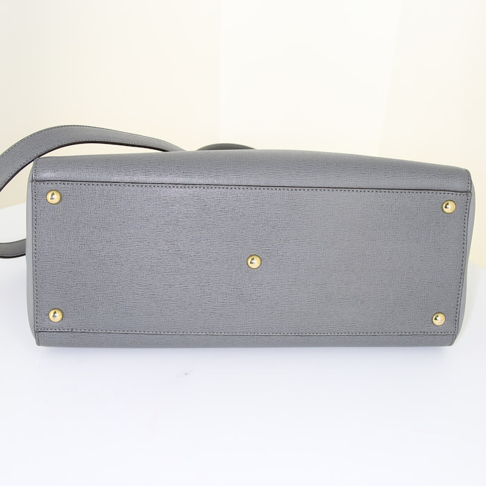Fendi 2 Jours handbag in grey leather - Detail D5