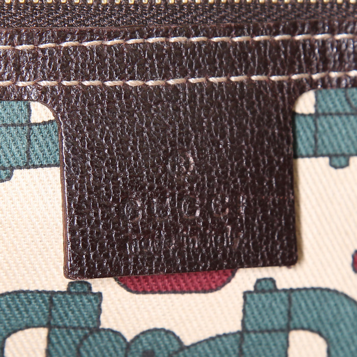 Gucci Charmy shopping bag in brown monogram suede - Detail D3