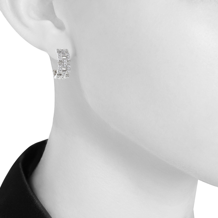 Cartier Maillon Panthère earrings in white gold and diamonds - Detail D1