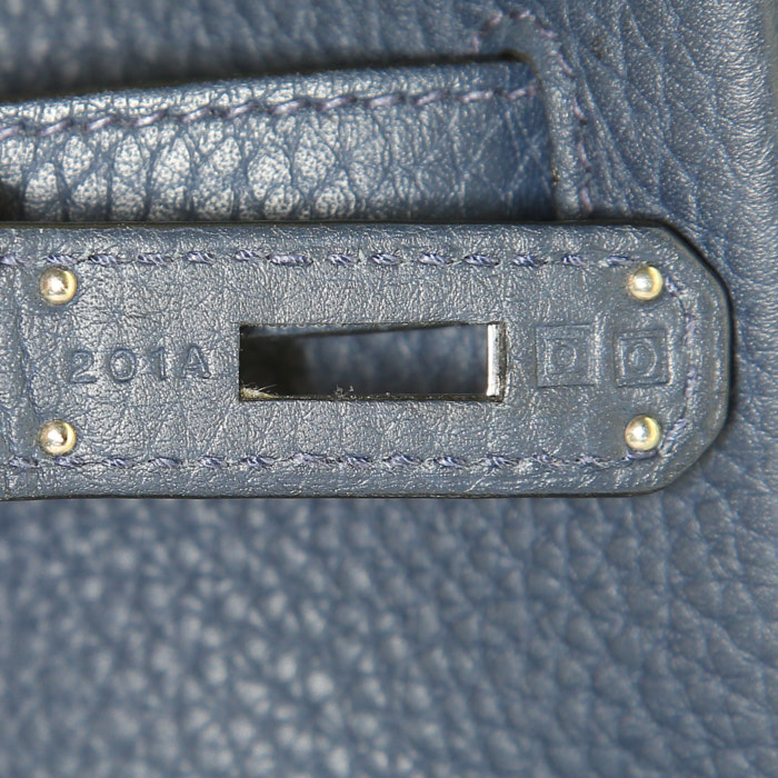Hermes Birkin 40 cm handbag in dark blue togo leather - Detail D4