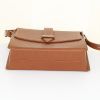 Chanel Vintage shoulder bag in brown grained leather - Detail D4 thumbnail