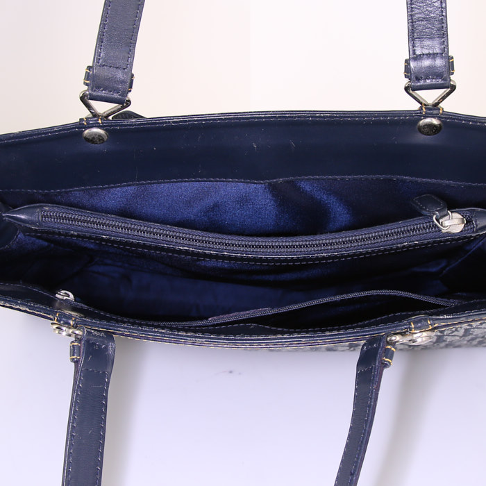 Shopping bag Dior Jeans Pocket in tela denim monogram blu e pelle lucida blu - Detail D2