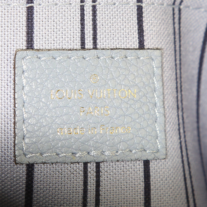 Borsa Louis Vuitton Montaigne BB in pelle monogram blu - Detail D6