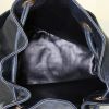Chanel Vintage shoulder bag in navy blue grained leather - Detail D2 thumbnail
