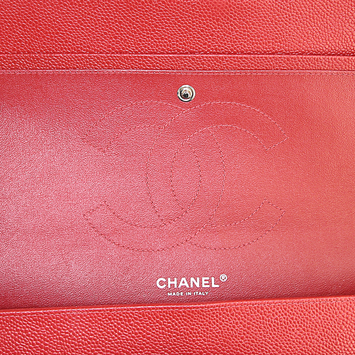Chanel Timeless jumbo shoulder bag in red quilted leather - Detail D4
